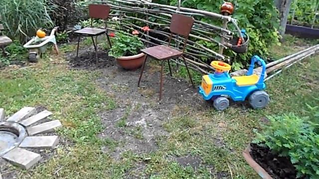 НА ДАЧЕ)НЕ ПОТРАТИВ НИ КОПЕЙКИ, ЗОНА ОТДЫХА- СЕЛЬСКИЙ ДВОРИК) ЛАВАНДА из ЧЕРЕНКА) смотреть онлайн