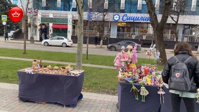 ??Краснодар прогулялись по городу Февраль 2022. Krasnodar took a walk around the city February 2022 смотреть онлайн
