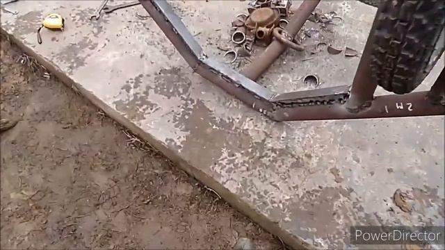 Прицеп для перевозки брёвен ч-2. Фаркоп на трактор. смотреть онлайн