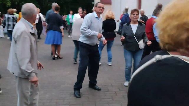 "БЕЛЫЕ Розы, БЕЛЫЕ Розы"...4.09.2022года. смотреть онлайн