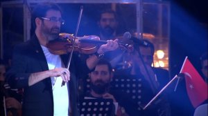 Fatih & Kaan  Kısaparmak - BU ADAM BENİM BABAM