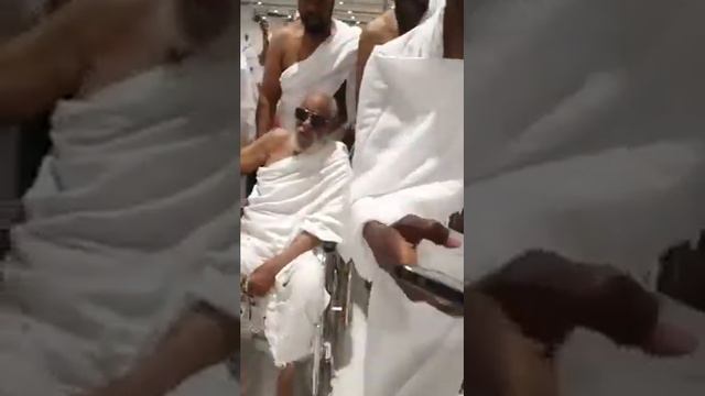Ga Yadda Sheikh Dahiru Usman Bauchi Ya Gudanar Da Umara Lafiya A Makka 29 Ga Ramada 1443/ 30-4-2022 смотреть онлайн