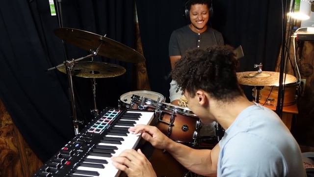 I switched instruments with @Saxologic for a day смотреть онлайн