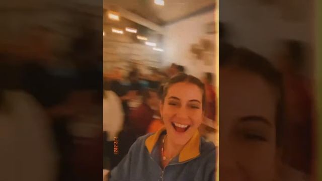 Берил Позам прилетела на прощальный ужин сериала 