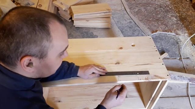 СОБИРАЕМ КОРПУС УЛЬЯ ЛЕЖАКА САМИ НА 22 РАМКИ смотреть онлайн