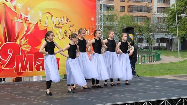 Студия "Карамель". А я думаю, гадаю. смотреть онлайн