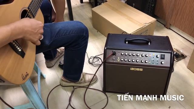 Review Boss Acoustic Guitar Combo Amplifier ACS-PRO Acoustic Singer Pro 120-Watt Tại Tiến Mạnh Musi