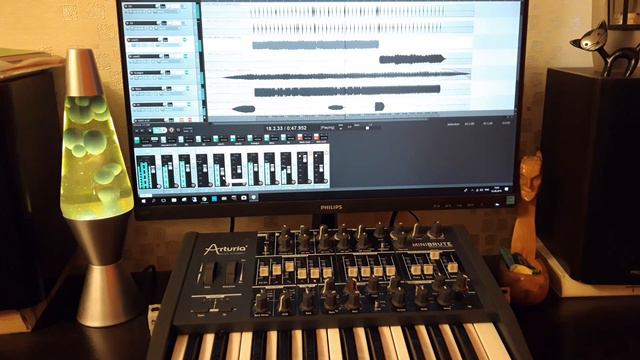 Arturia Minibrute пример звучания смотреть онлайн