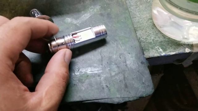 Замена ламп на диодные головного света и поворотов Viper Active смотреть онлайн