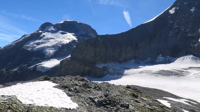 Les Planus (2794 m) - Vue panoramique du sommet смотреть онлайн