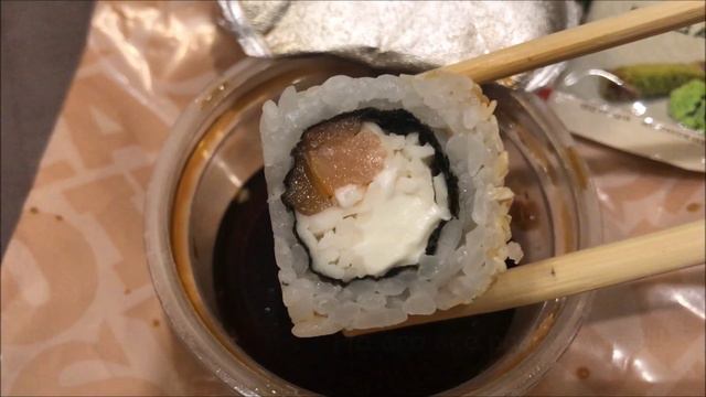 Доставка еды PizzaSushiVok г.Королев. Обзор роллов смотреть онлайн