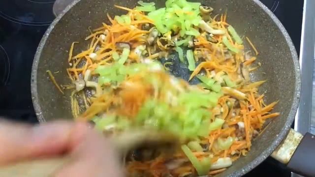 Удон с морепродуктами