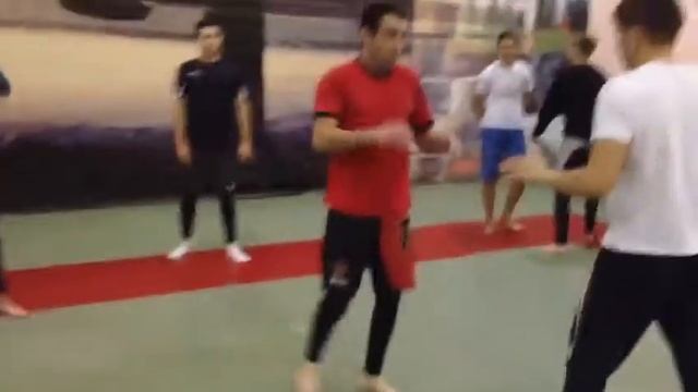 Проход в ногу. Смешанные единоборства. FightBRO.ru - г. Москва, м. Преображенская площадь смотреть онлайн