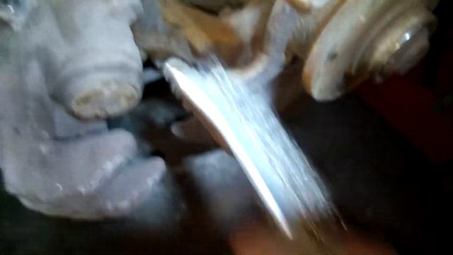 Audi A4 - Замена задних тормозных колодок смотреть онлайн