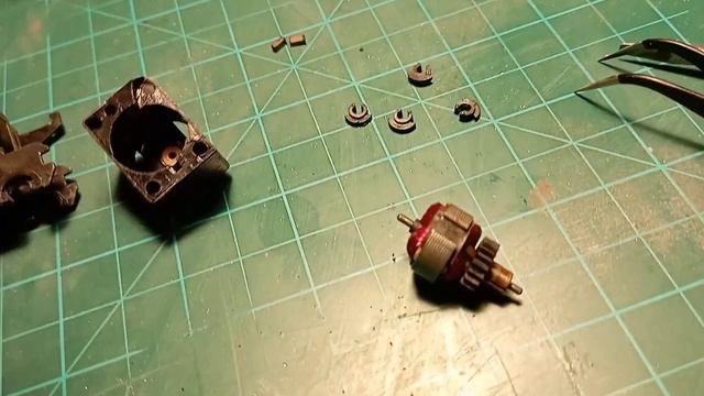 супер реалистичные модели Е211 и Е42 ГДР piko! смотреть онлайн