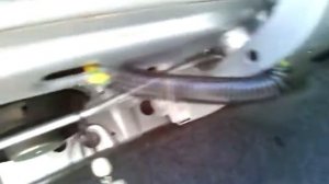 Пружинки в Багажник Lancer 9