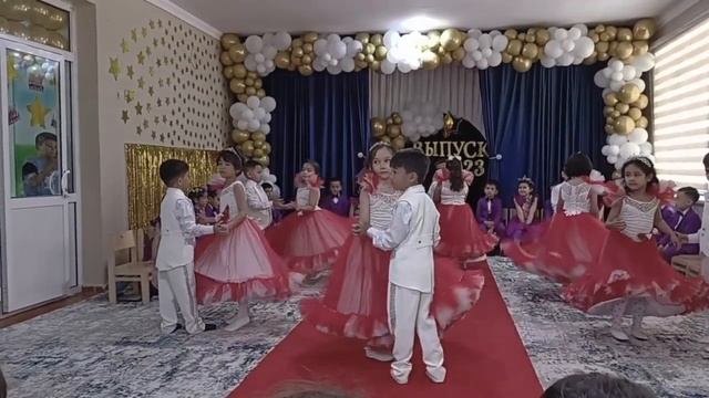 Вальс "Чувствуем сердцем" смотреть онлайн