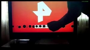 Как убрать черные пятна  и полосы на экране телевизора