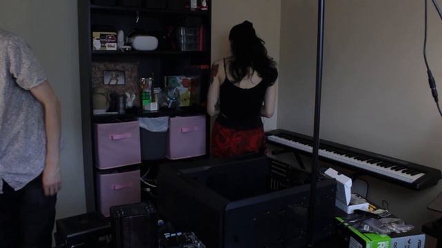 BUILDING MY FIRST GAMING PC (Very Scuffed) смотреть онлайн