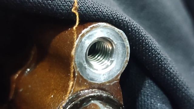 unscrew the broken bolt without drilling and welding, simple trick смотреть онлайн