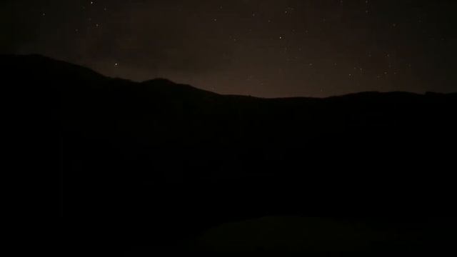 Samsung S10 does Comet Neowise Timelapse. смотреть онлайн