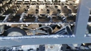 устройство от переворота кареток. Буран .