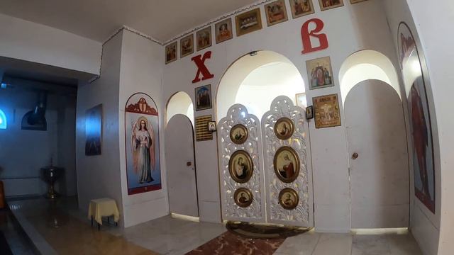 Дорогие Братия и Сестры! Божественная служба в храме Святой Троицы смотреть онлайн