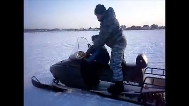 снегохд Polaris один день.wmv смотреть онлайн