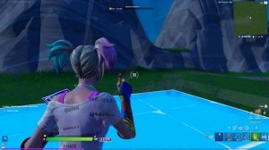 УЧИМСЯ ПРАВИЛЬНО ИГРАТЬ В ФОРТНАЙТ. ГАЙД ДЛЯ НОВИЧКОВ