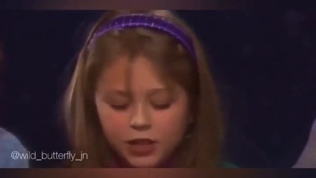 Раритетная запись с маленькой Юлей Началовой смотреть онлайн