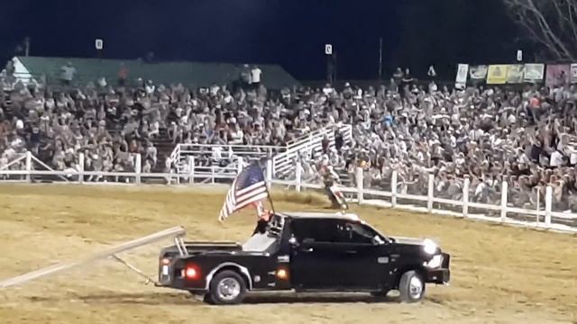 Родео в Дивия Запад на Америка | Заря от Фойерверки смотреть онлайн