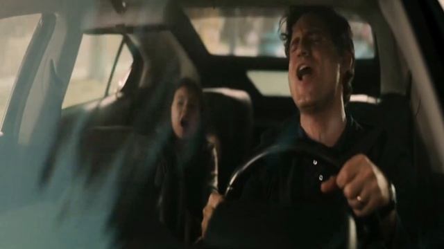 Edgar Ramirez Singing In Car - Gummy Bears & Faith No More(Yes Day) смотреть онлайн