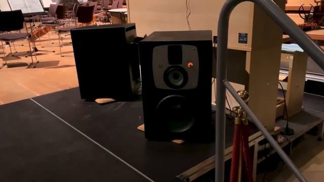 EVE Audio - Berlin Cathedral meets SC3012 смотреть онлайн