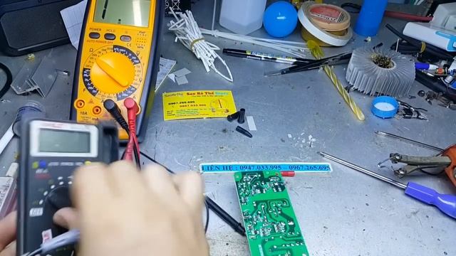 DT9205 - CÁCH DÙNG ĐỒNG HỒ VẠN NĂNG - HOW TO MANUAL DT9205 смотреть онлайн