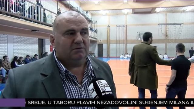 Prvo polaganje za pojas članova Karate kluba Feniks смотреть онлайн