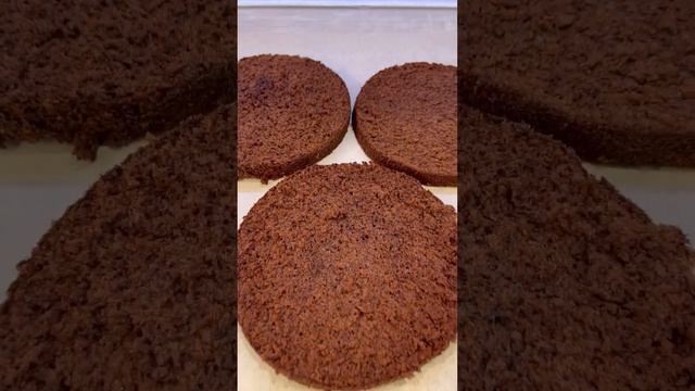 Киндер Молочный ломтик в виде торта ?? смотреть онлайн