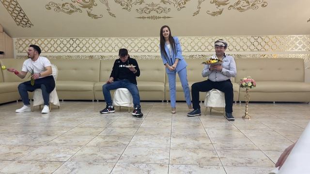 Игра на день рождении ? #тамада #мероприятия #юбилей смотреть онлайн