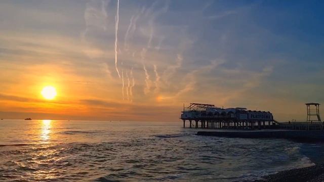 Радужное отражение солнца от небосвода. Сколько там миллионов километров до него? ? смотреть онлайн