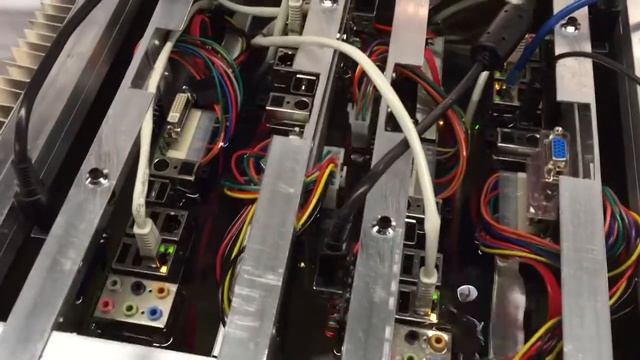 An open compute server running into mineral oil bath. Impressive oilcooling for server by Numergy смотреть онлайн