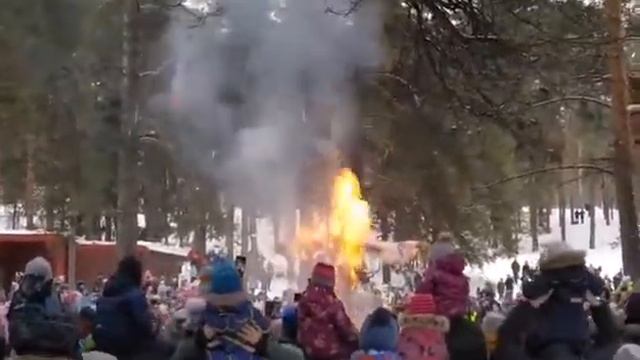 Масленица в Парке культуры и отдыха Жуковского смотреть онлайн