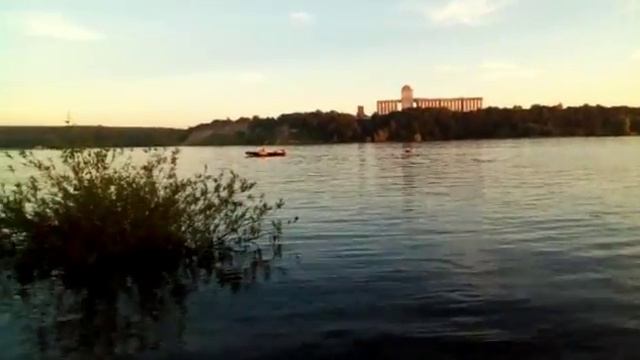 Отдых семьей и друзьями на реке Каме -2018! смотреть онлайн