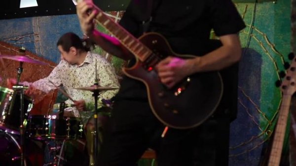 Ансамбль преподавателей студии Soul "Soul 5 band" Its Raining Man