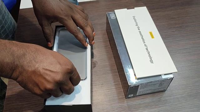 UNBOXING REALME GT MASTER EDITION DAYBREAK BLUE смотреть онлайн