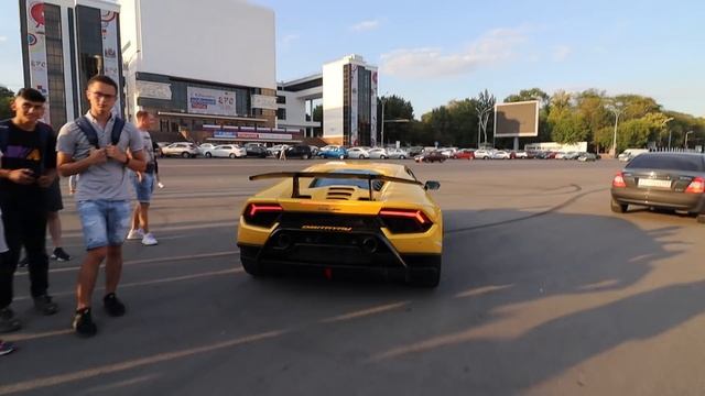 Разогнался 345 км/ч: Сочи - Ростов на Lamborghini Huracan Performante смотреть онлайн