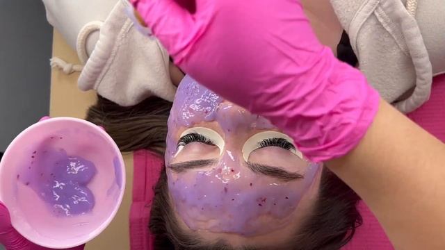 Hydrogel Mask Tutorial | How to Put on Hydrogel During a Lash Appointment смотреть онлайн