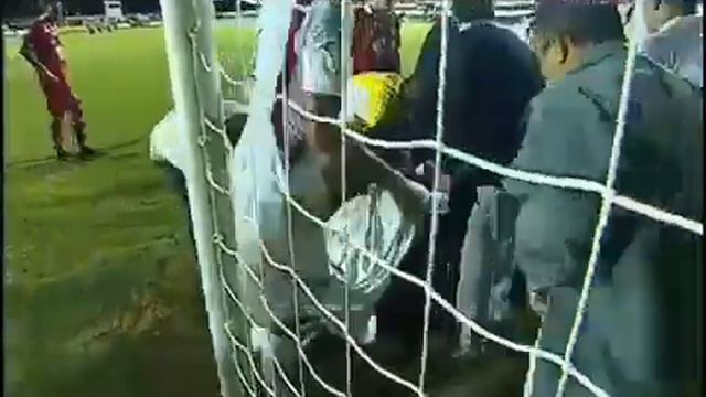 Ужас -удар ногой в голову. смотреть онлайн
