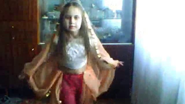 Прикольно танцует! Девочке 6 лет! смотреть онлайн