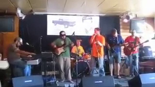 The White Iron Band смотреть онлайн