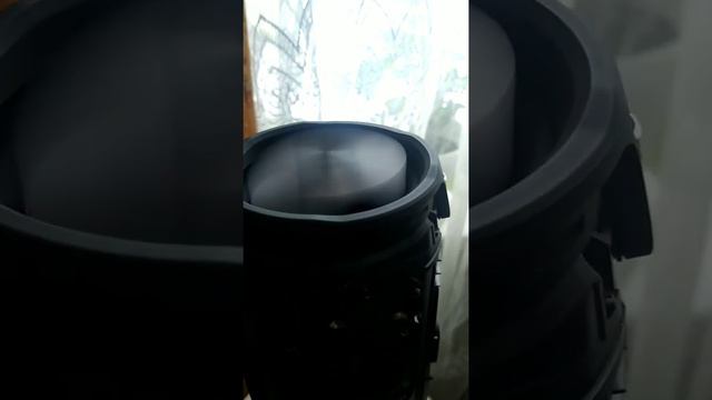 JBL XTREME РВЕТ ПАССИВНЫЙ РАДИАТОР!!! ЖЕСТЬ😱😱😱😱😱😱!!!!!!!! ЛЮТЫЙ ПЕРФОРАТОР смотреть онлайн