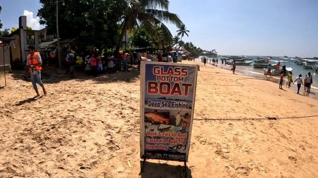 Hikkaduwa, Sri Lanka. Ameen The Traveller.